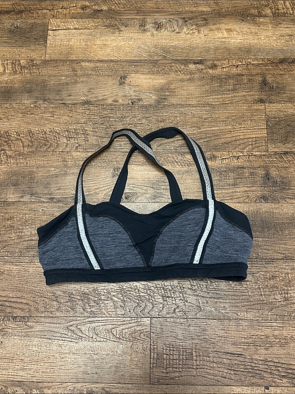 Lululemon Athletica Gray & Black Reflective Sports Bra Size 10